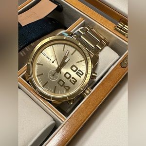 Men’s Diesel Watch - Gold
